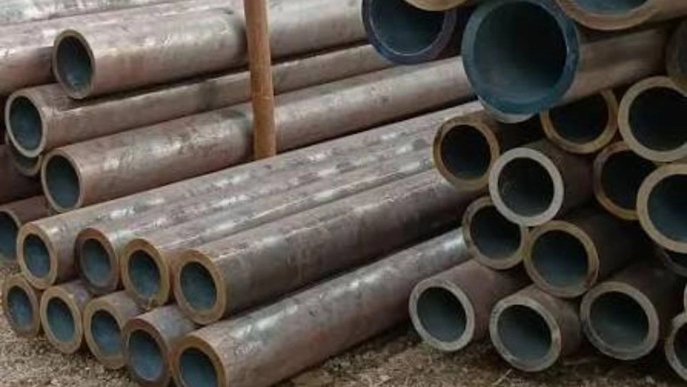 خدمات فرم‌دهی و کشش انواع لوله و میلگرد آلیاژی